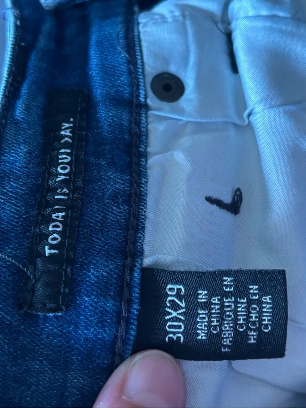 Kenneth Cole Men’s Slim Fit Jeans 30x29 Medium Blue Recycled Stretch Denim